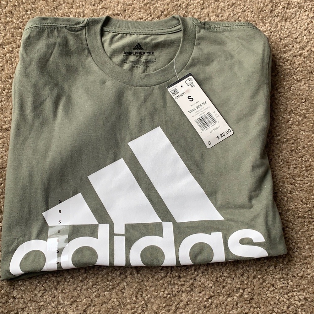 Adidas Tshirt